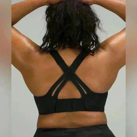 Lululemon 🍋- Air Support Bra 38C - Picture 2 of 5